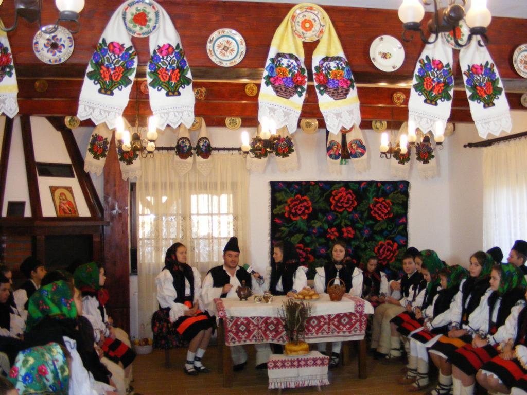 Strîmtura Pensiunea Sanziene מראה חיצוני תמונה